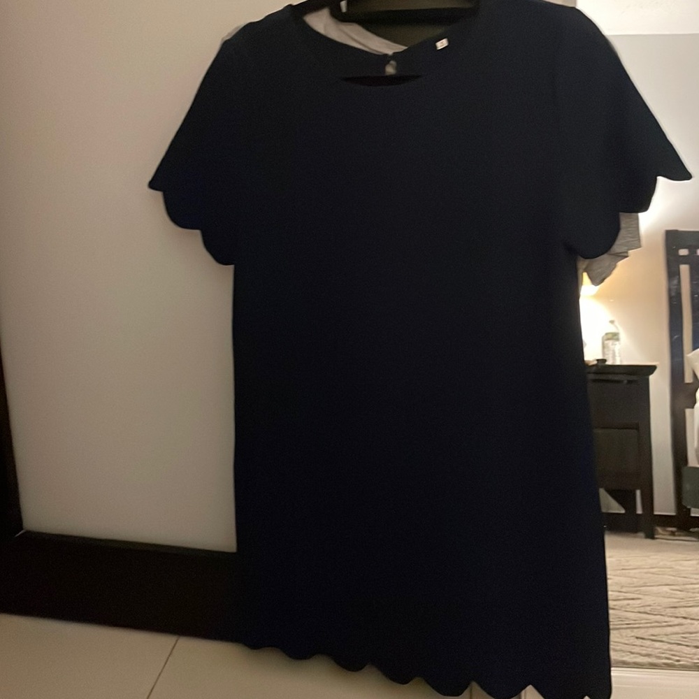Dress with scalloped trim
